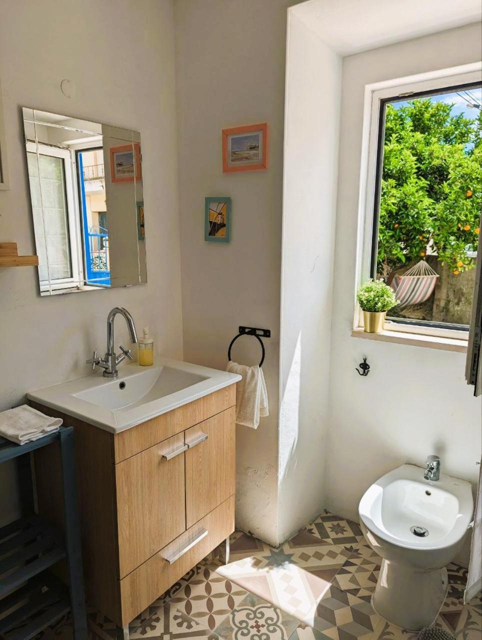 Cozy 3 Bedroom Home - Close To Beach Lourinha  Exterior photo